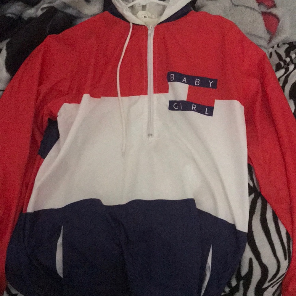 Aaliyah x Tommy Hilfiger vintage windbreaker!